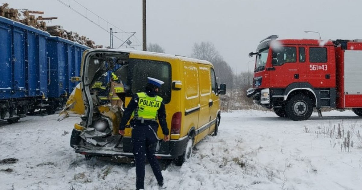 Wypadek na przejeździe w Pieczyskach