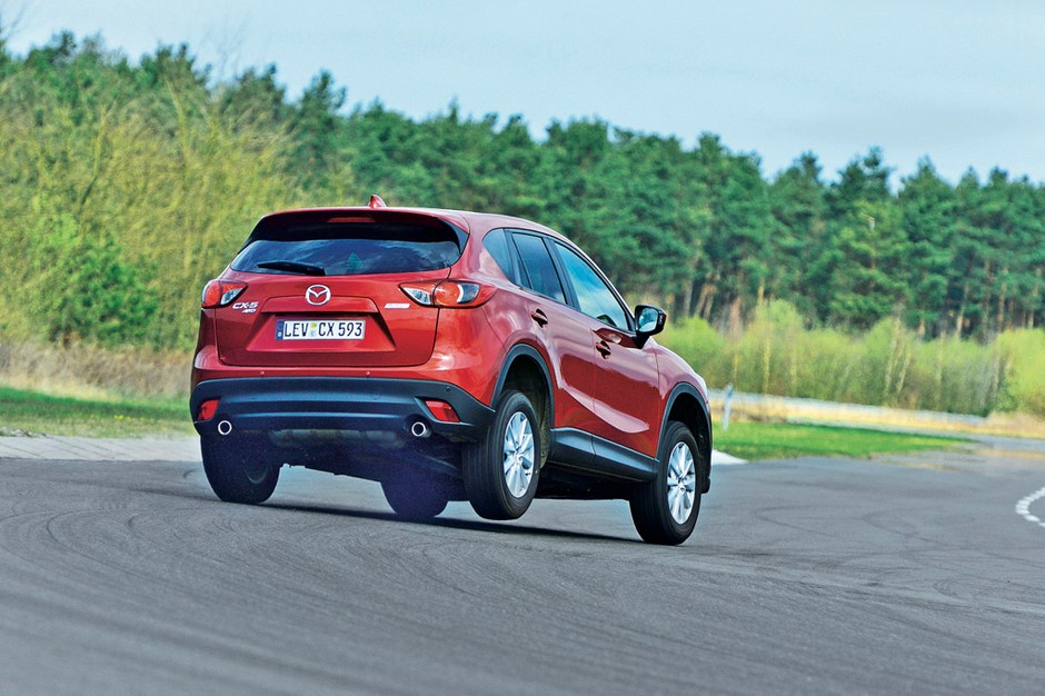 Mazda CX-5 kontra Ford Kuga, Hyundai ix35 i Volkswagen Tiguan: czy Mazda pokona konkurentów