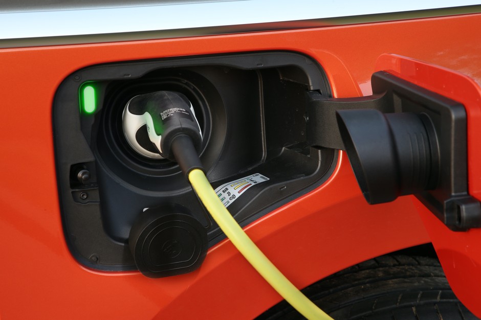 Volkswagen Multivan 2021 I generacja na płycie MQB