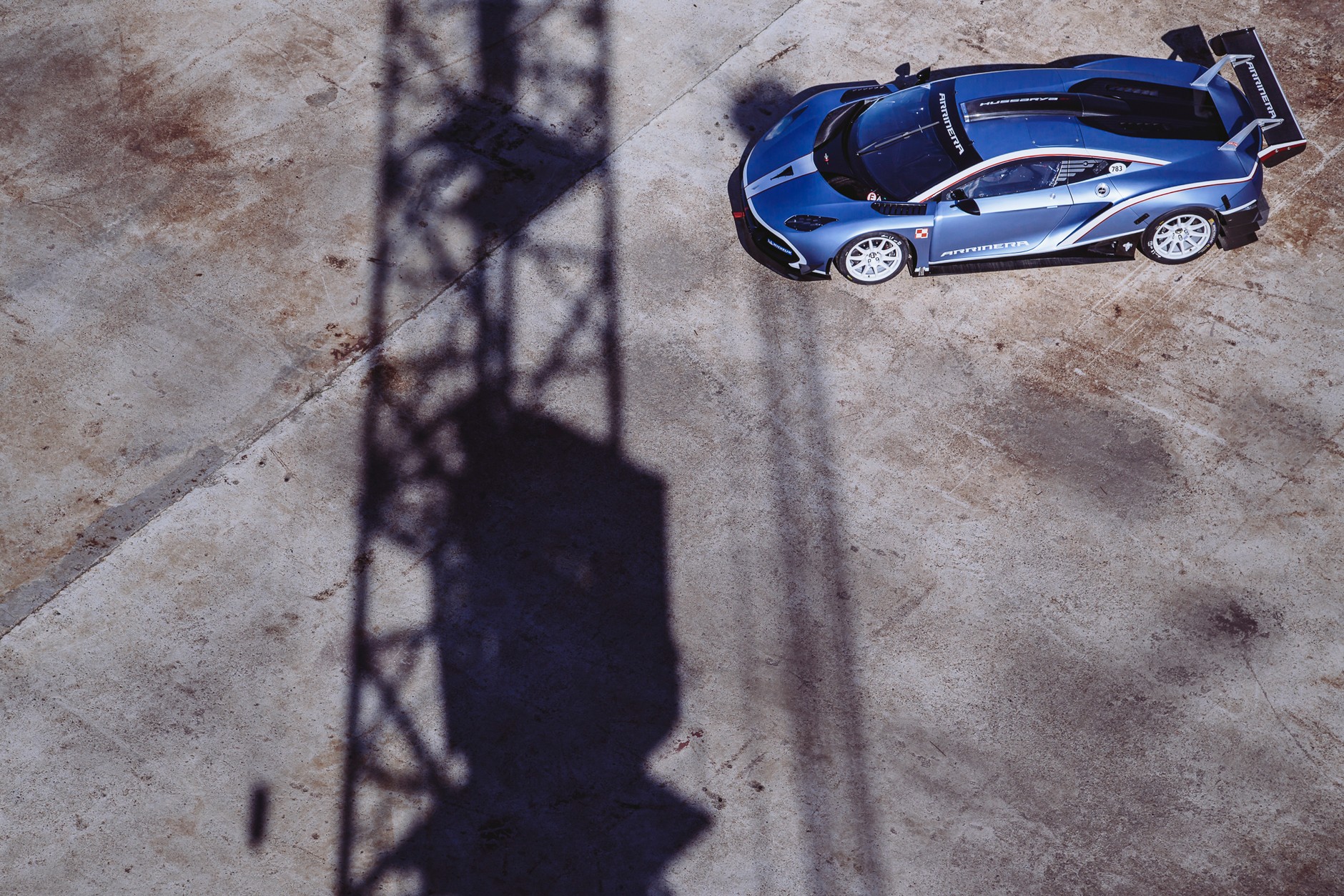 Arrinera Hussarya GT
