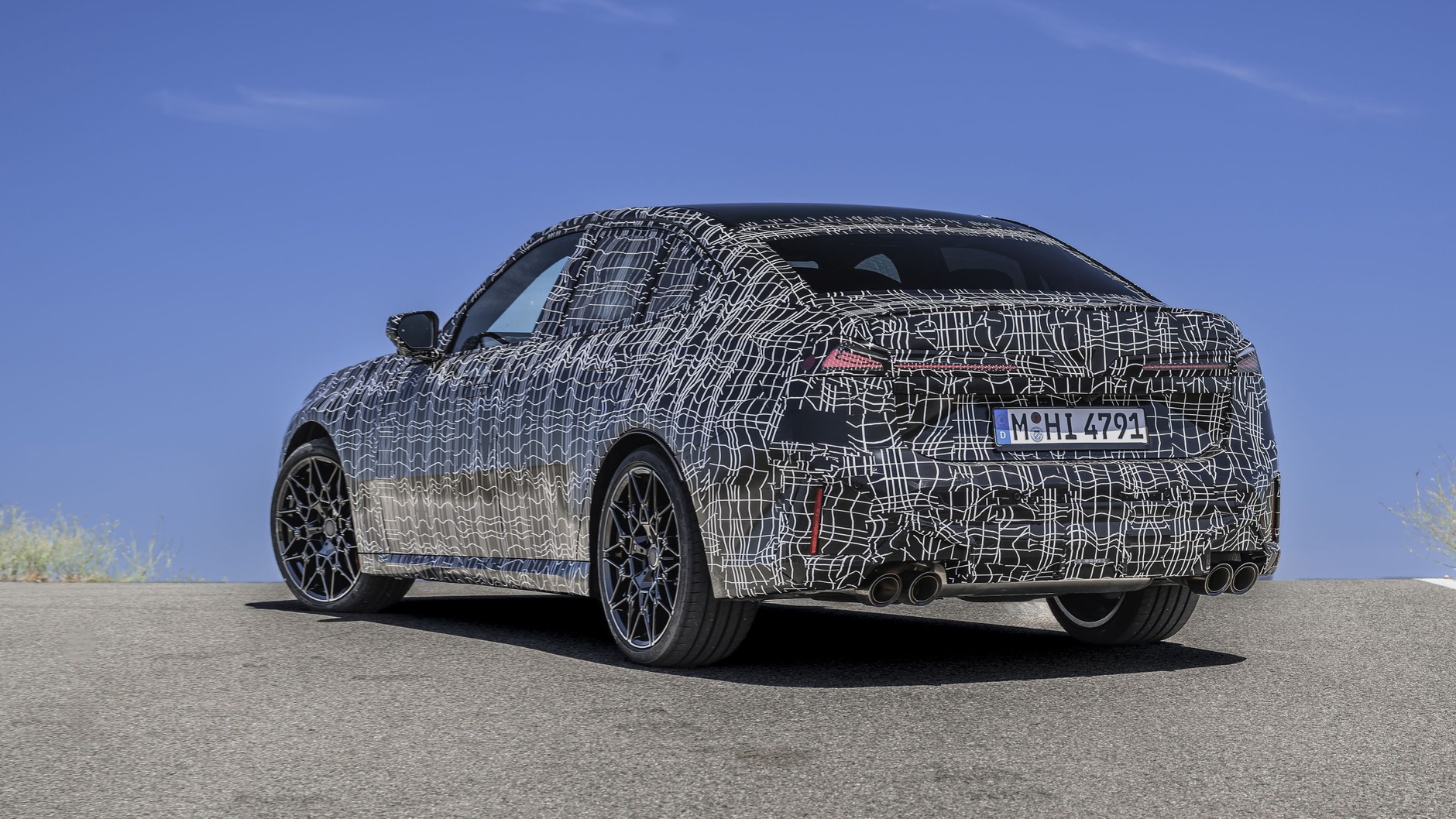 BMW serii 3 (8. generacja; kod G50; auto w specjalnym kamuflażu)