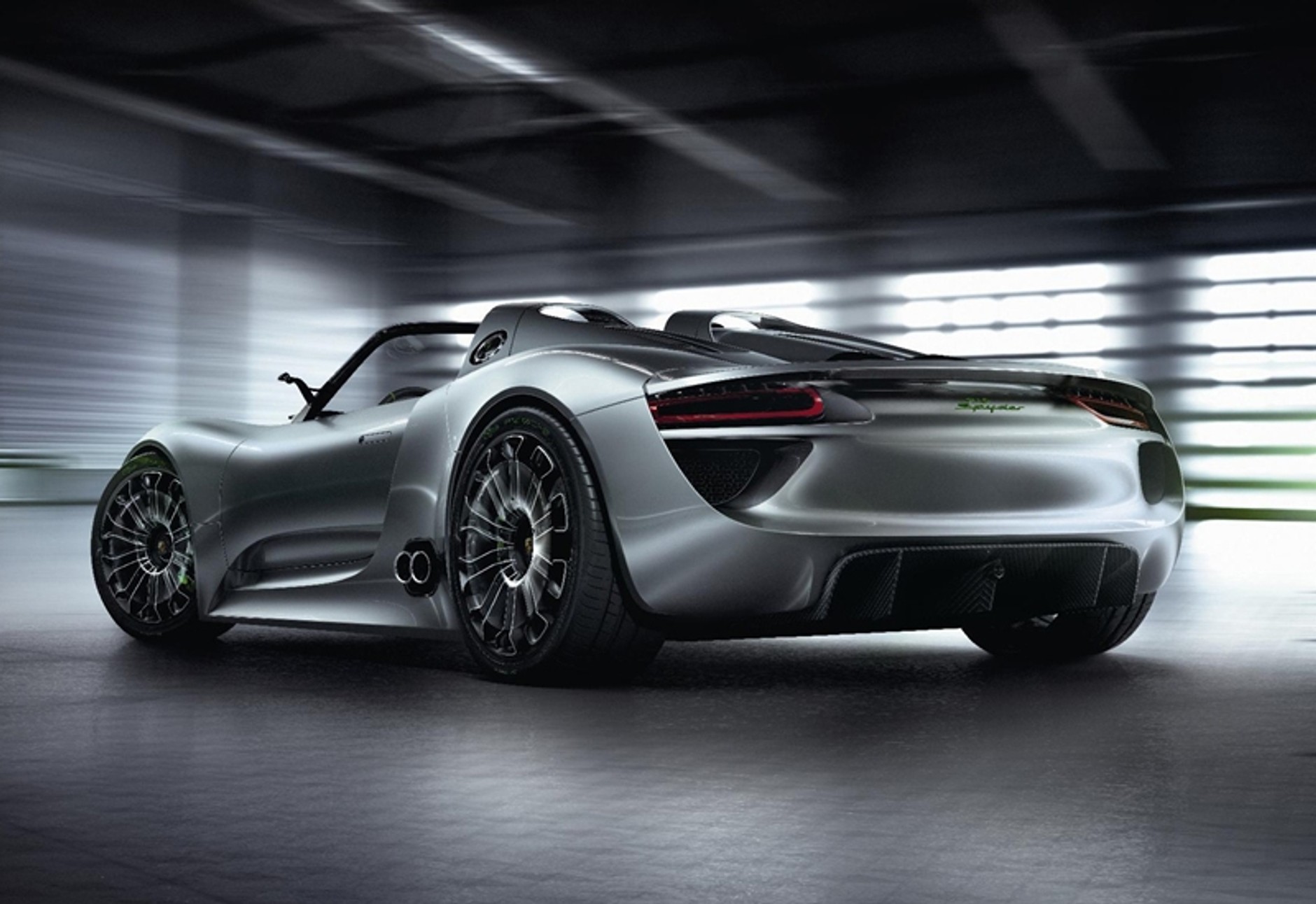 Porsche 918 Spyder ma cztery silniki