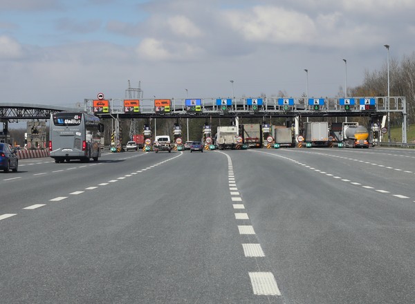 Od 1 kwietnia wszyscy kierowcy zapłacą więcej na autostradzie A4