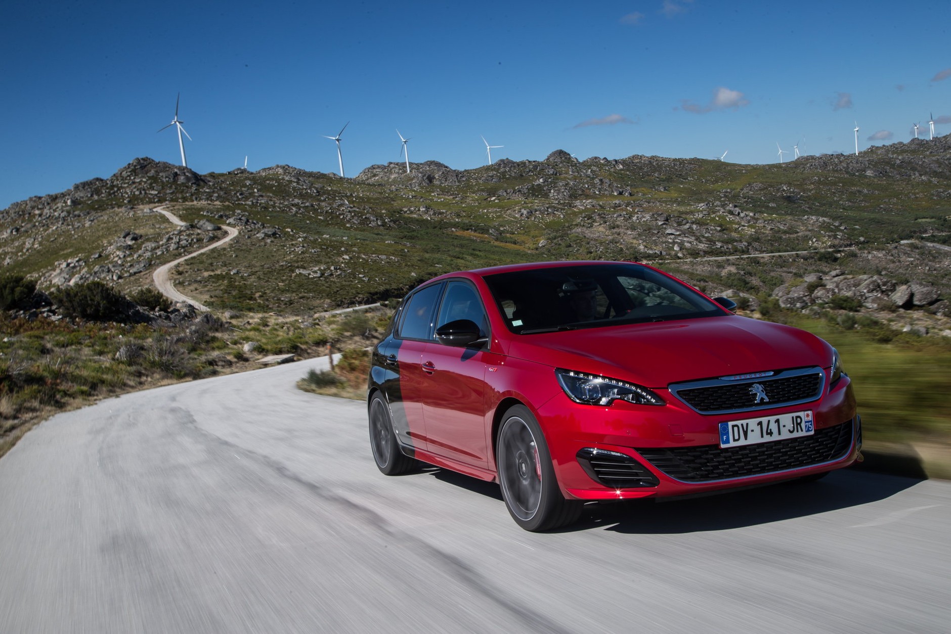 Peugeot 308 GTi – francuska definicja hot-hatcha