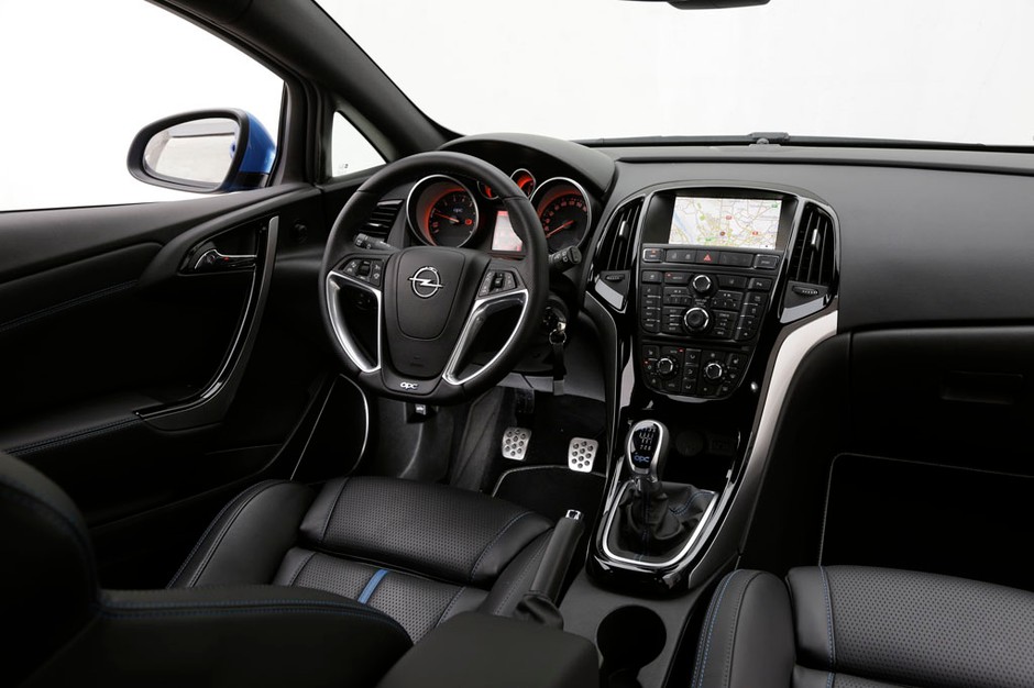 Opel Astra OPC