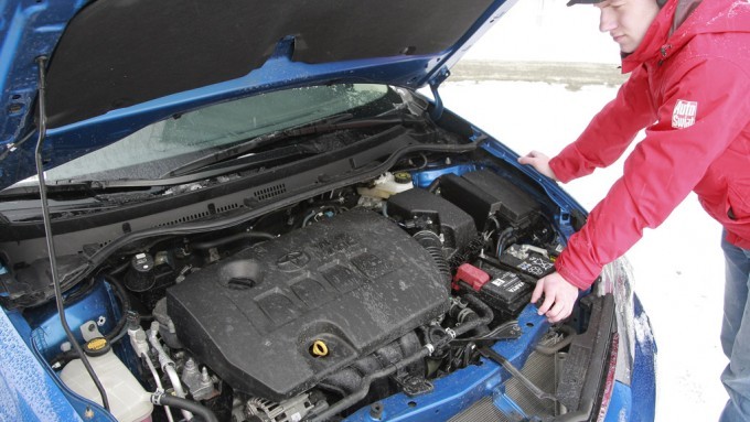 Auto Świat Test Team sprawdza nową Toyotę Auris