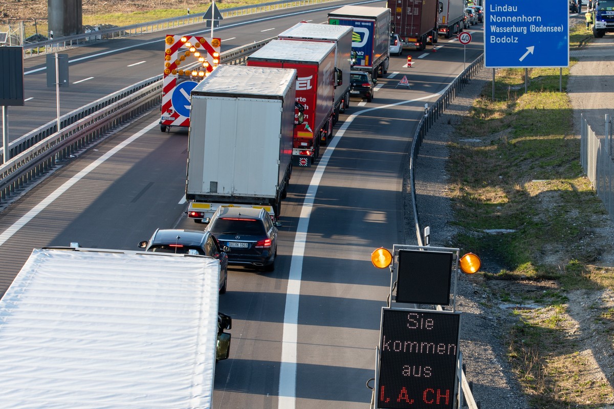 Nowe ograniczenia na A8 w Niemczech. Lokalne drogi zamknięte w weekendy