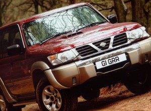 4x4: Nissan Patrol - terenowy czołg
