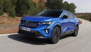 Polskie ceny Renault Rafale. Oto ile kosztuje 300-konny hybrydowy SUV coupe