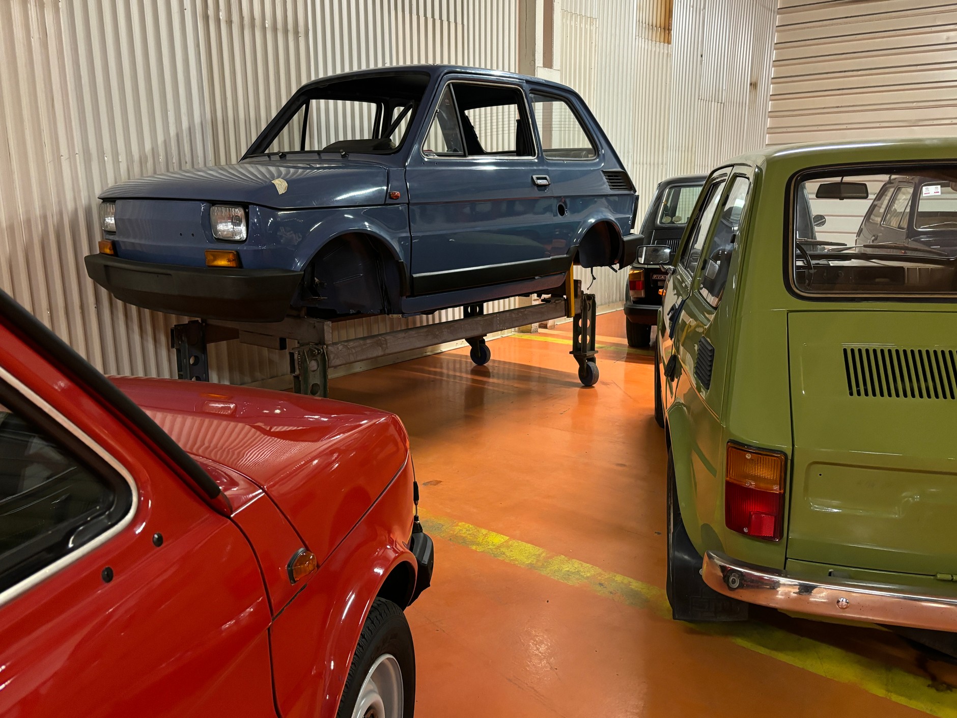 Wystawa w dawnej fabryce FSO