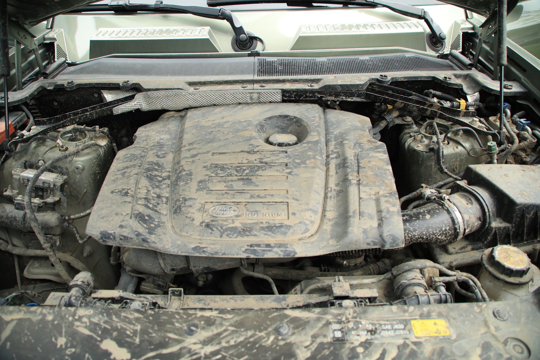 Land Rover Defender 110 2.0D AT