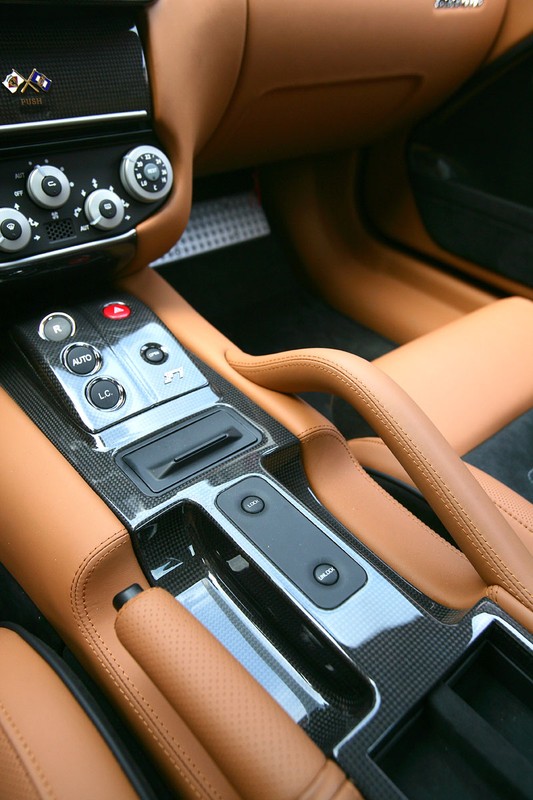 Ferrari 599 HGTE: pakiet dla Fiorano (fotogaleria)