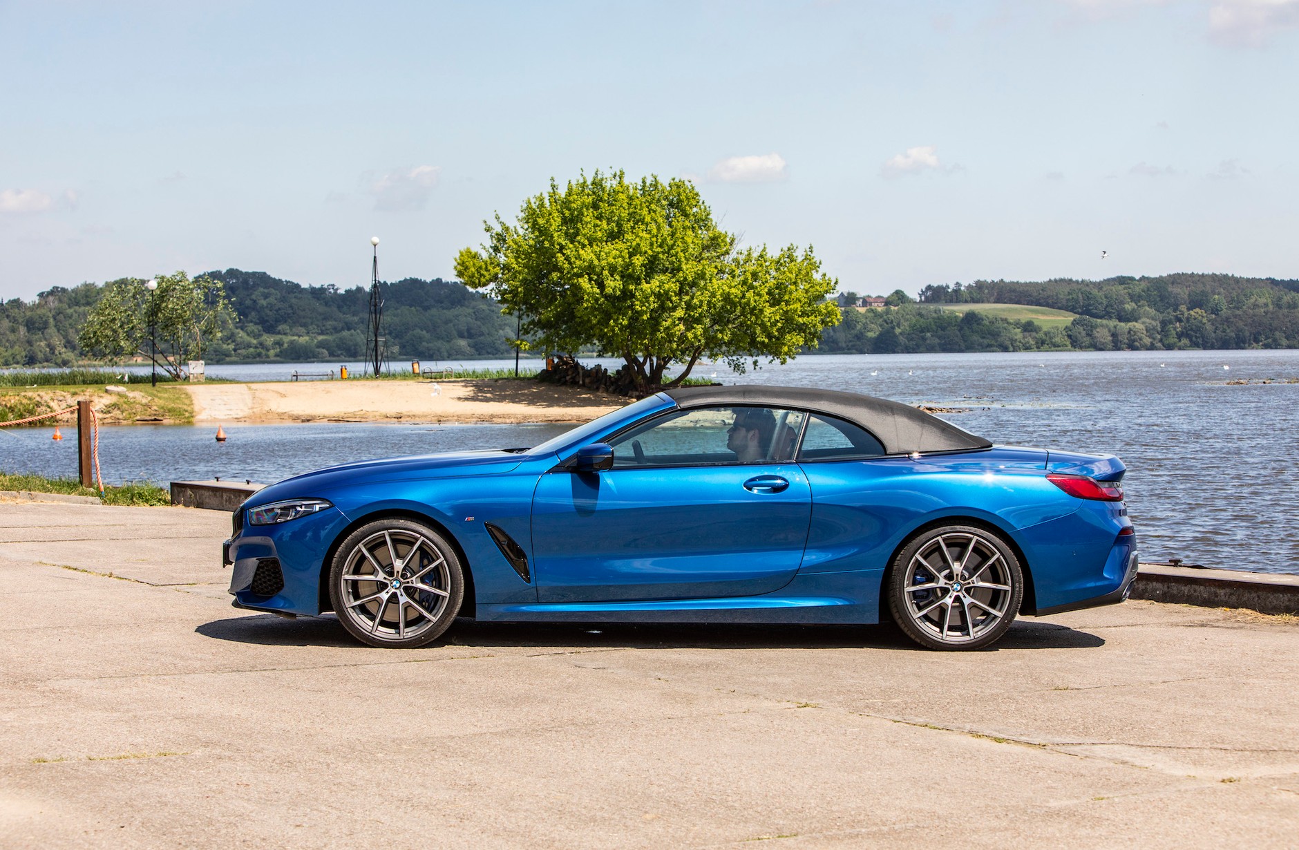 BMW M850i xDrive Cabrio