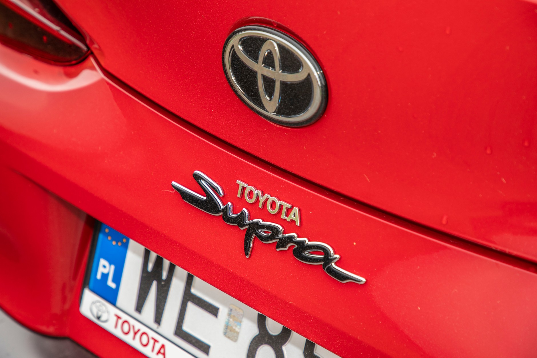 BMW M2 Competition vs Toyota GR Supra