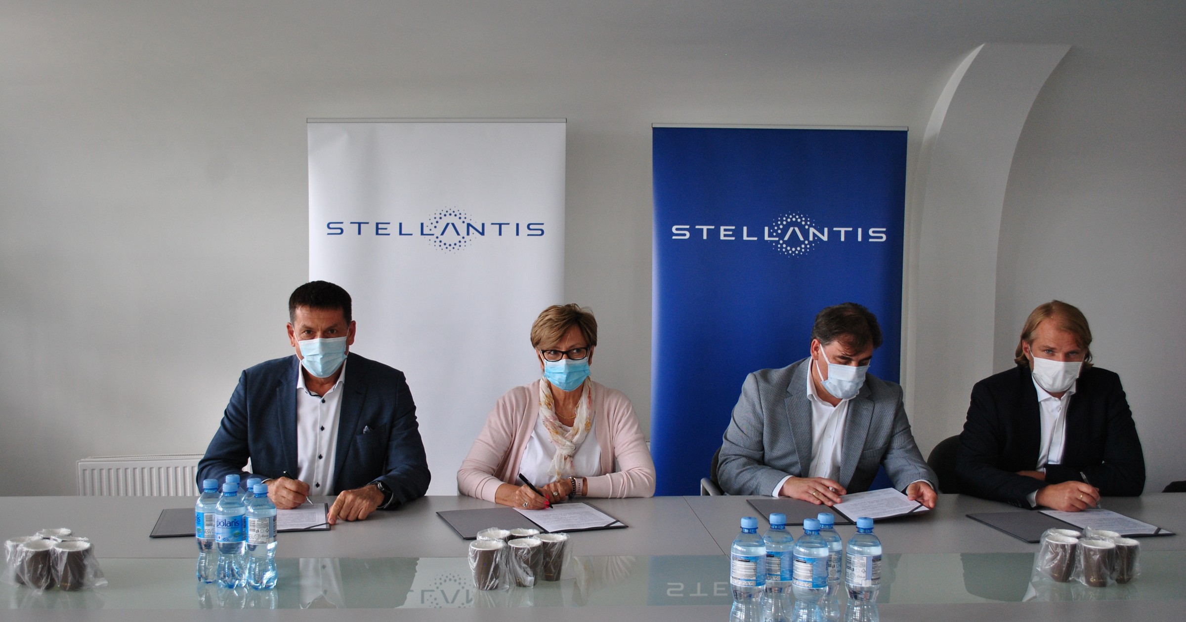 Prezesi Stowarzyszeń Federacji Stowarzyszeń Dealerów Stellantis