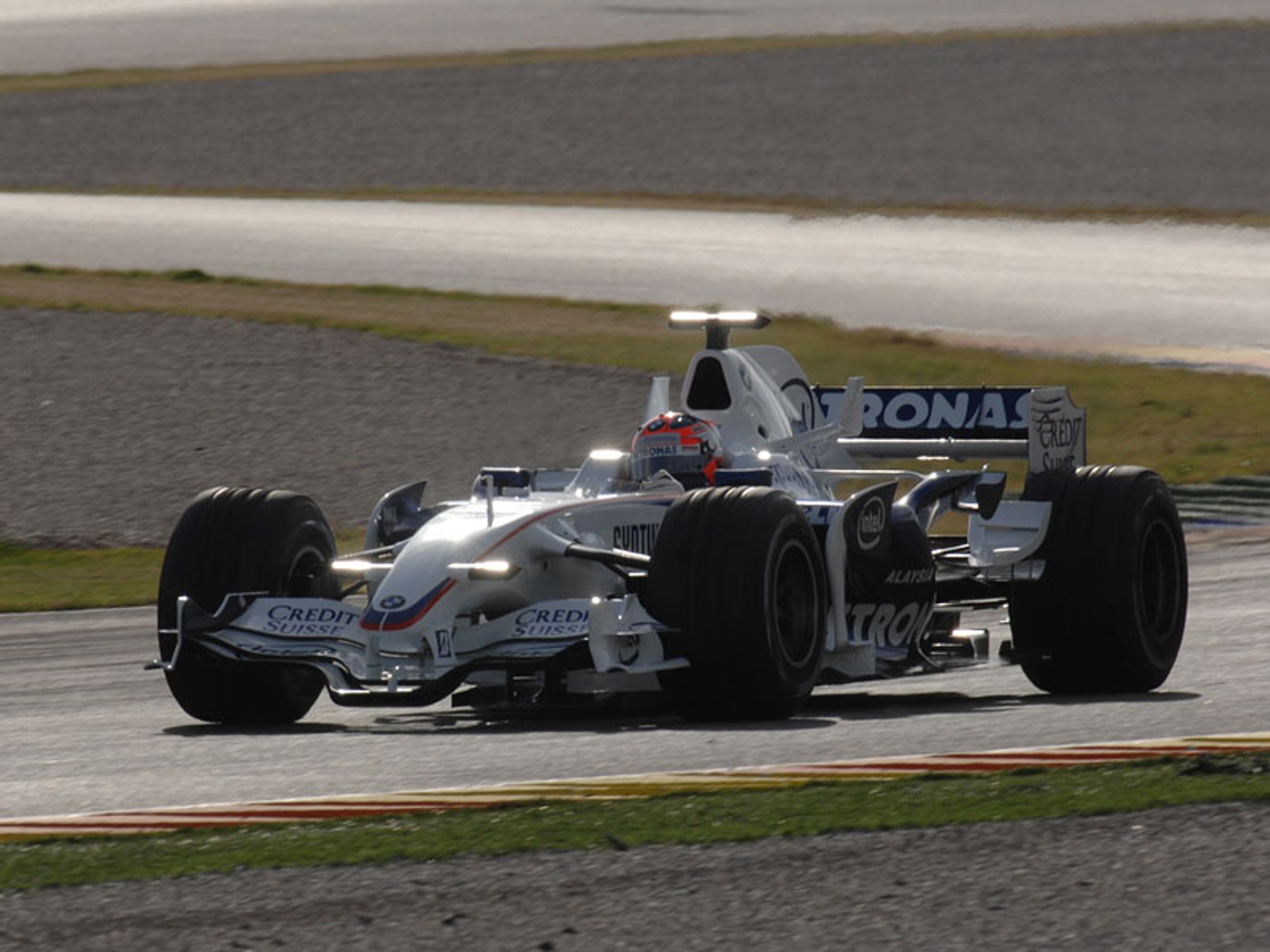 Formuła 1: Fernando Alonso pokazał klasę w Jerez (fotogaleria z testów)