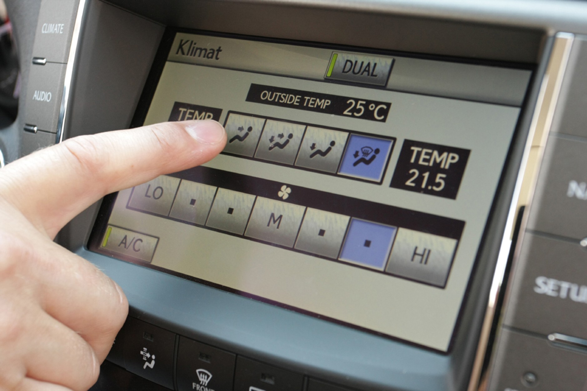 Lexus IS 250C - Prestiżowy kabriolet