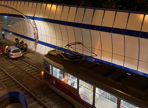 „Wyczyn” polskiego kierowcy w Czechach - wjechał do tunelu dla tramwajów