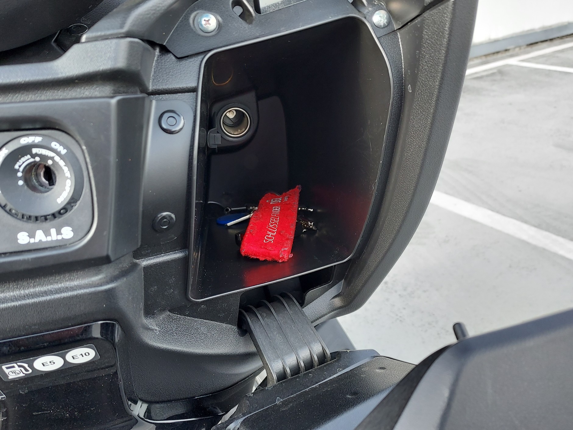 Suzuki Burgman 400 2022