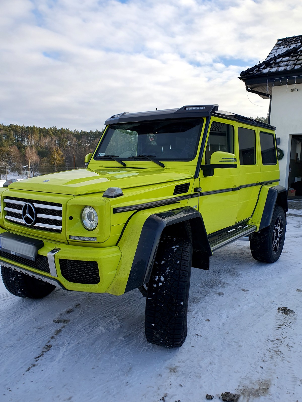 Wyjątkowe samochody na licytacji skarbówki