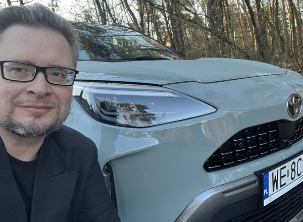 Spędziłem tydzień z ulubionym autem Polaków, czyli Toyotą Yaris Cross. "Do sprzedania będzie?"