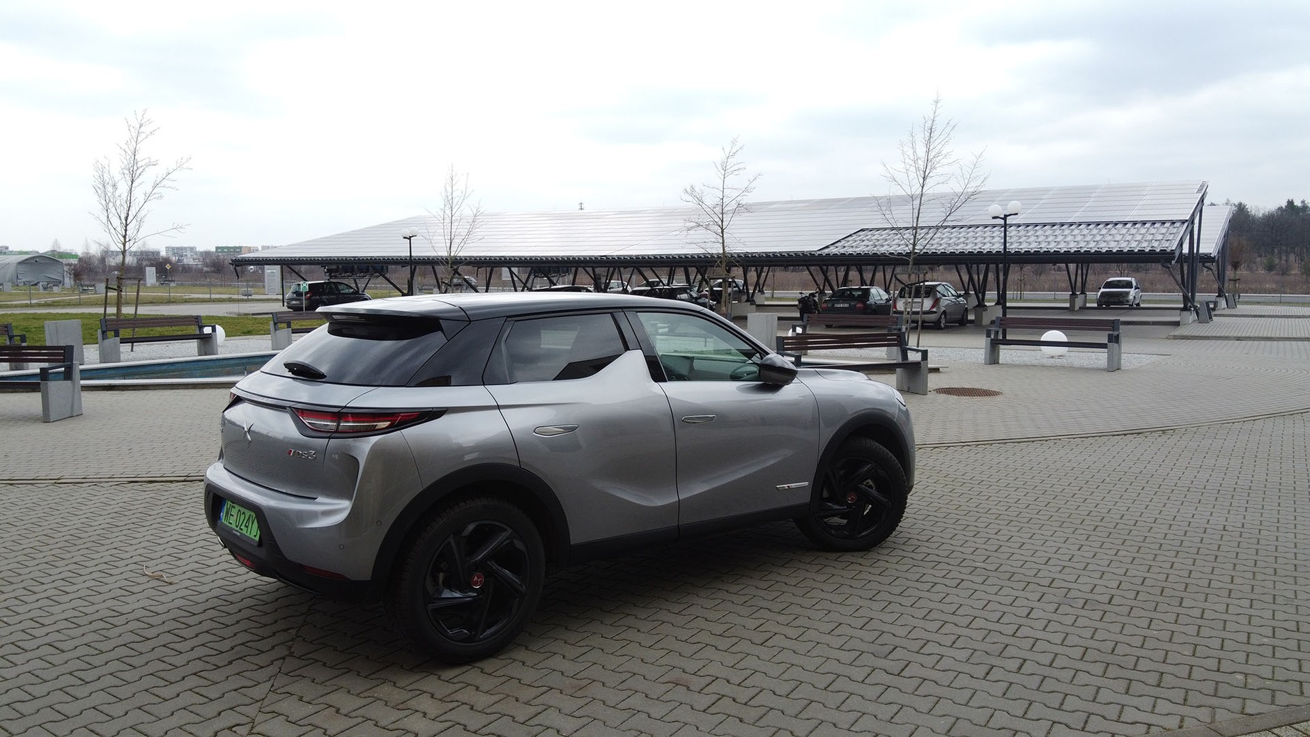 DS 3 Crossback E-tense - elektryk idealny do miasta