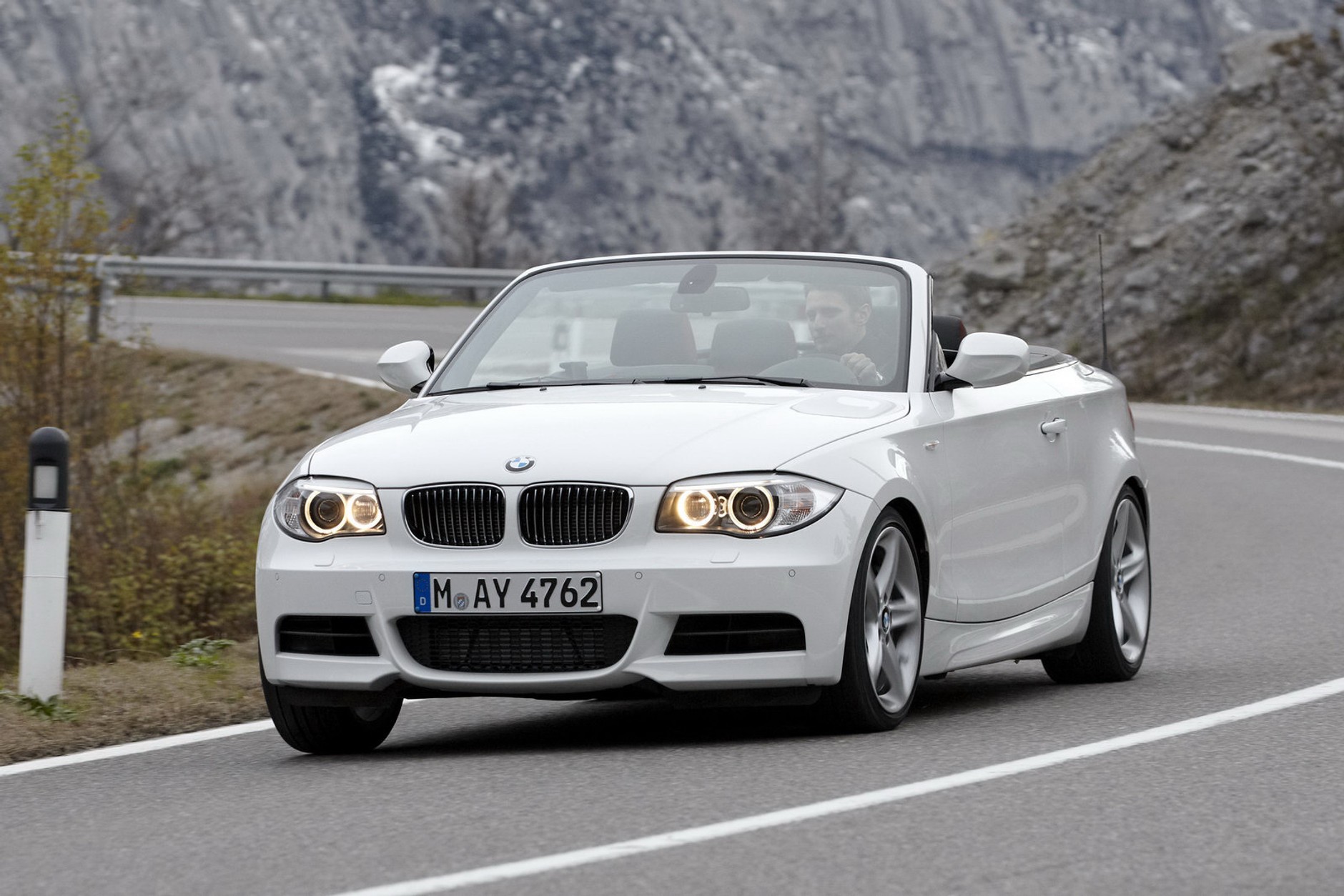 BMW 1 coupe cabrio lifting 2011