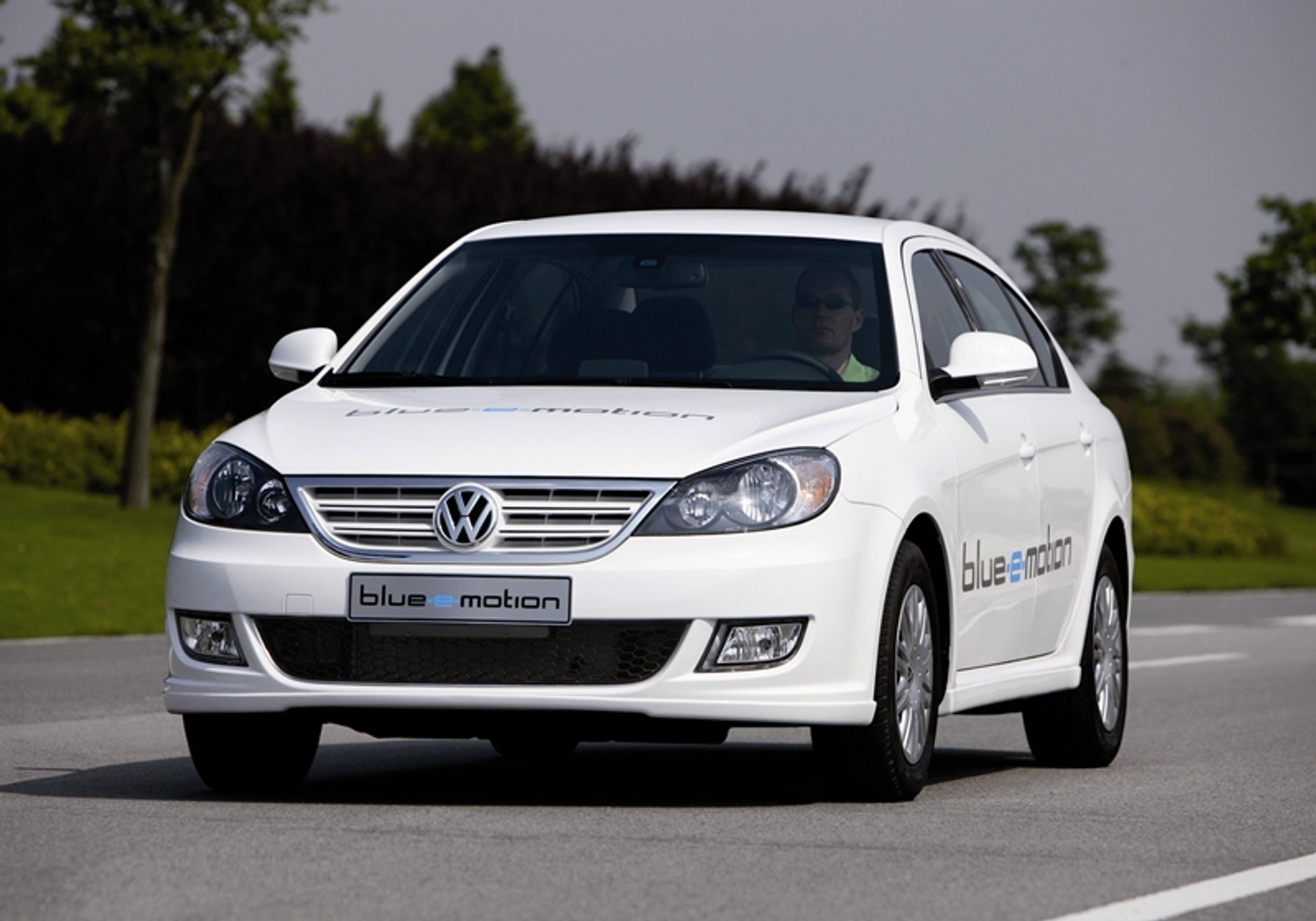 Nowy Passat wygląda tak