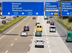 Czym jeździ Europa? Zadziwiający raport samochodowy i błędne wnioski
