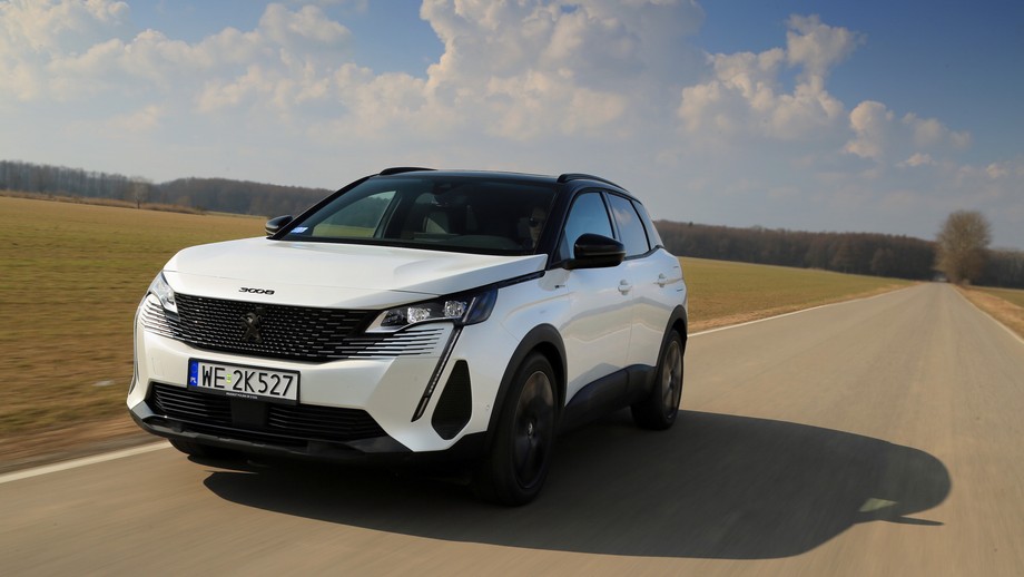 PEUGEOT 3008 HYBRID4 300 e-EAT8