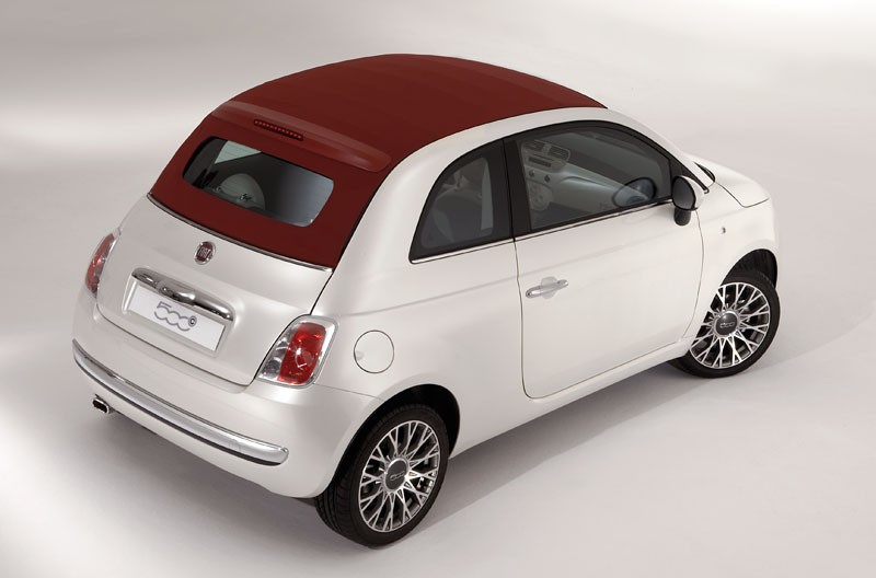 Fiat 500C: nowe informacje i zdjęcia włoskiego kabrioletu (fotogaleria)