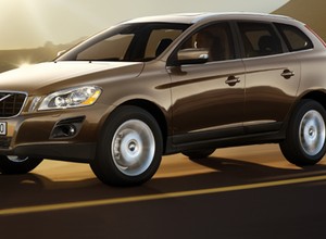 Volvo XC60 - Kompaktowy SUV już latem pojawi się w salonach