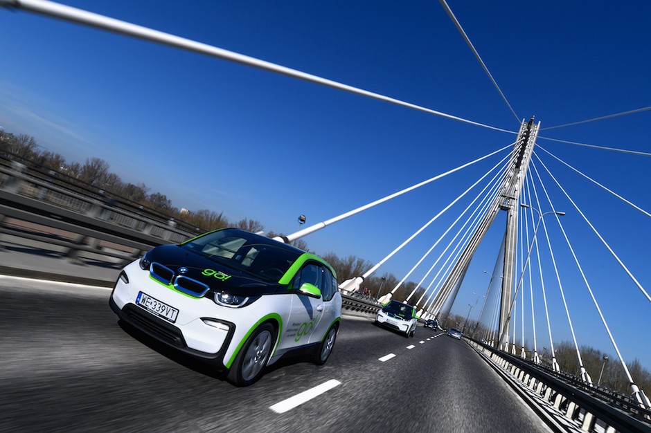 500 elektrycznych BMW i3 do wynajęcia w Warszawie