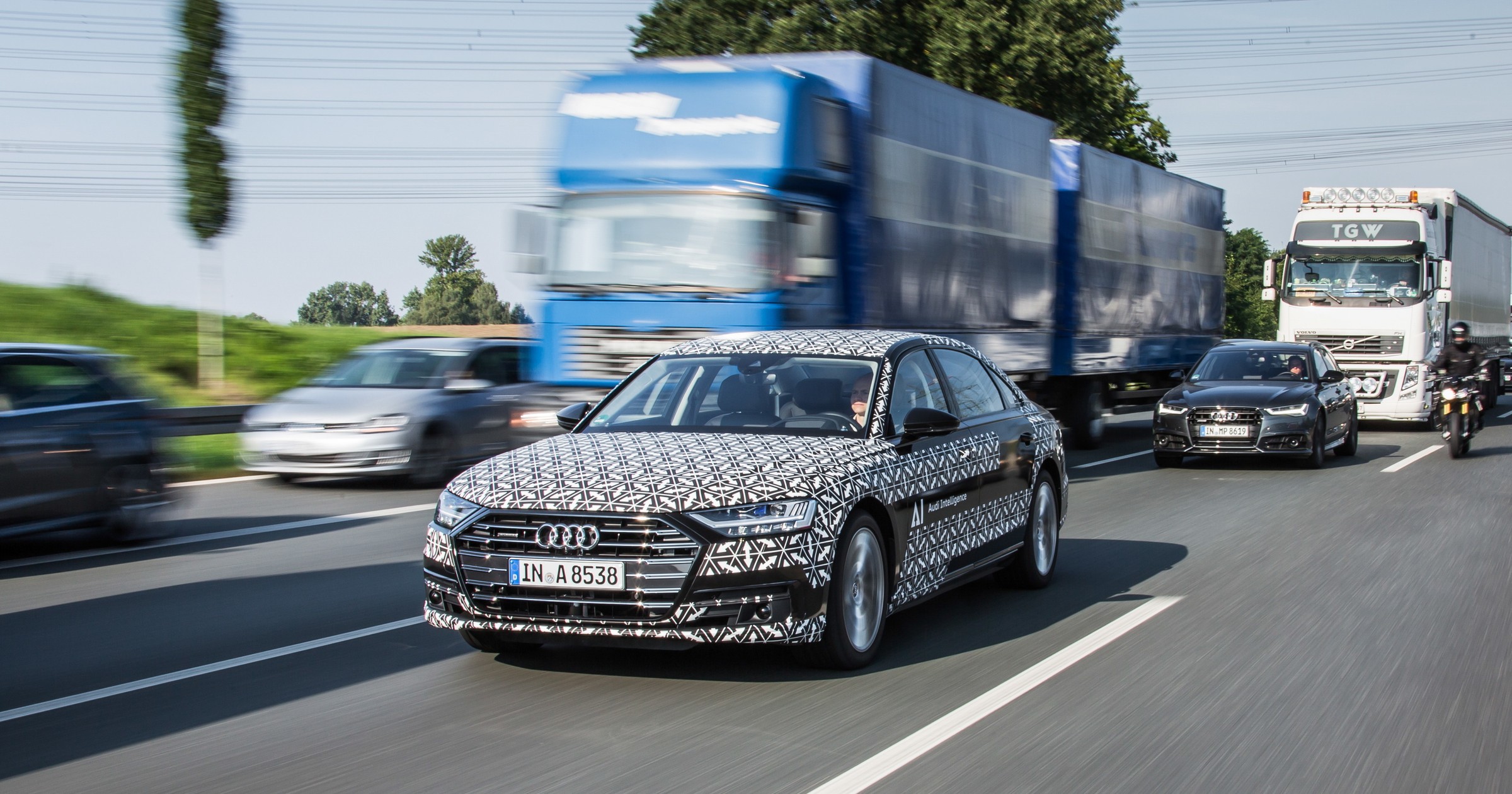 Audi A8 z pilotem do jazdy w korkach