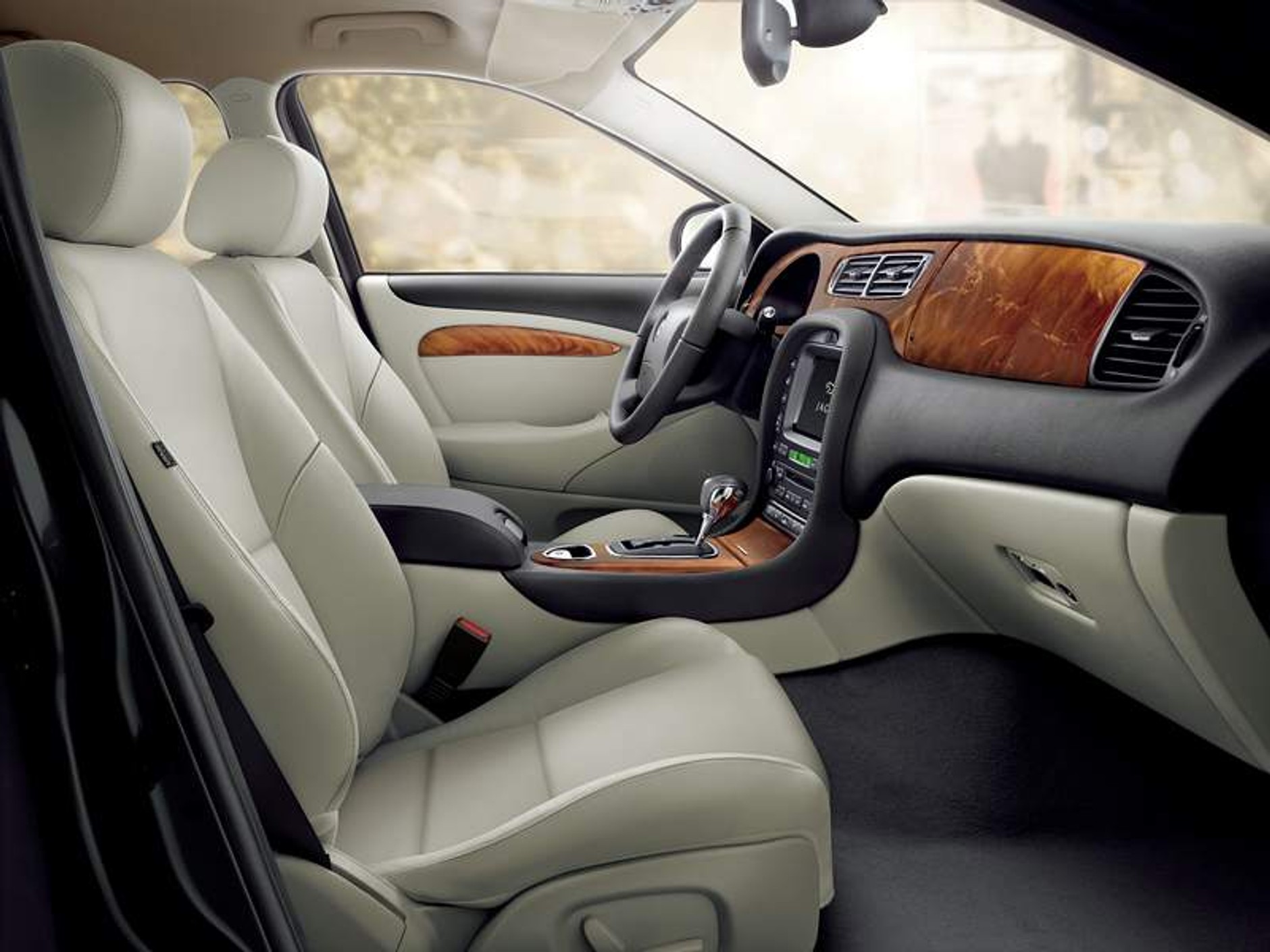 Jaguar: facelifting S-type