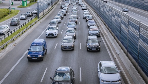 Zapytali o najbardziej niebezpiecznych kierowców na drodze. Właściciele BMW wypadli słabo