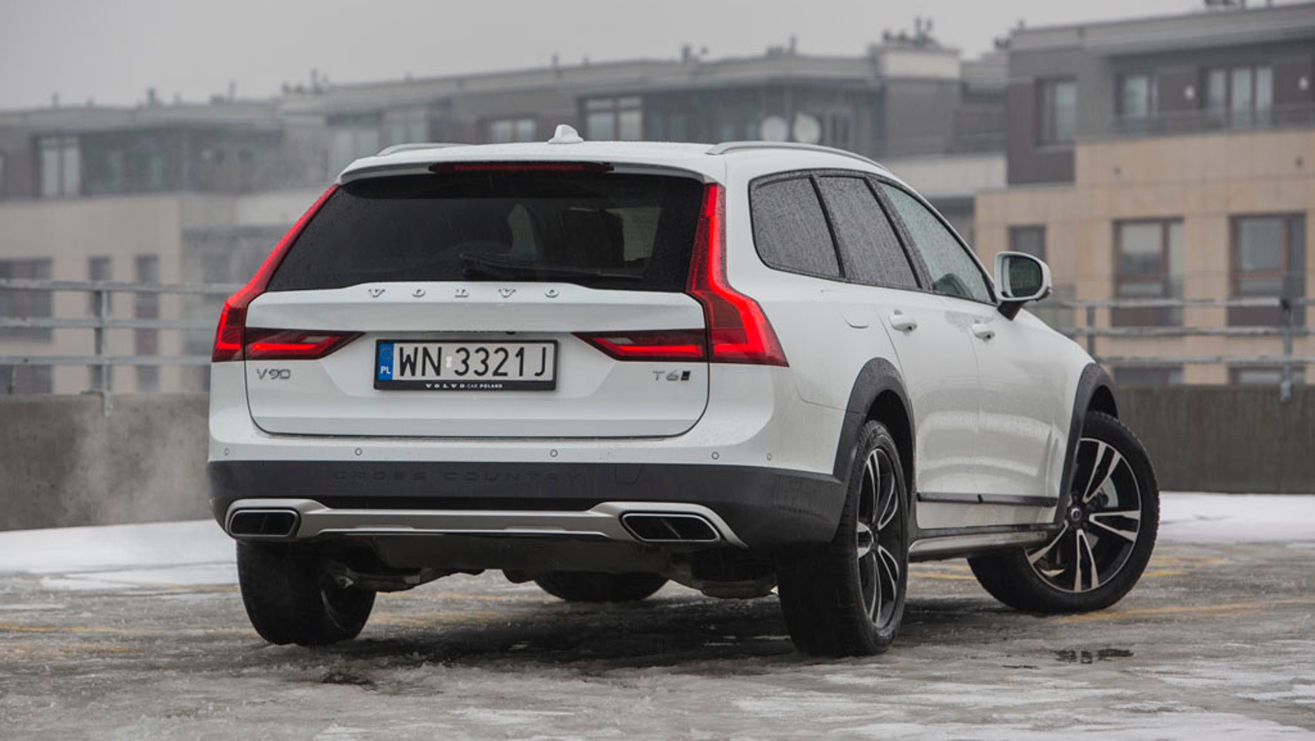 Volvo V90 Cross Country T6 - kombi krajoznawcze