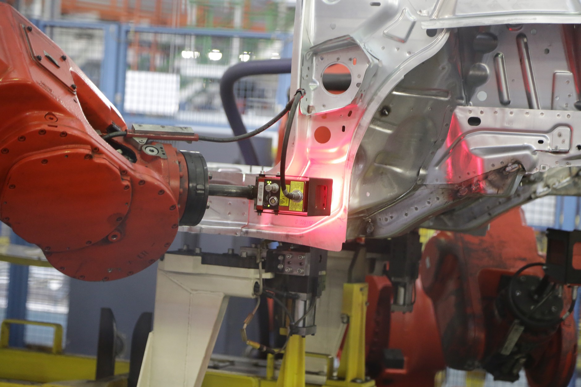 Fabryka Fiata w Tychach: etapy produkcji „500” na spawalni