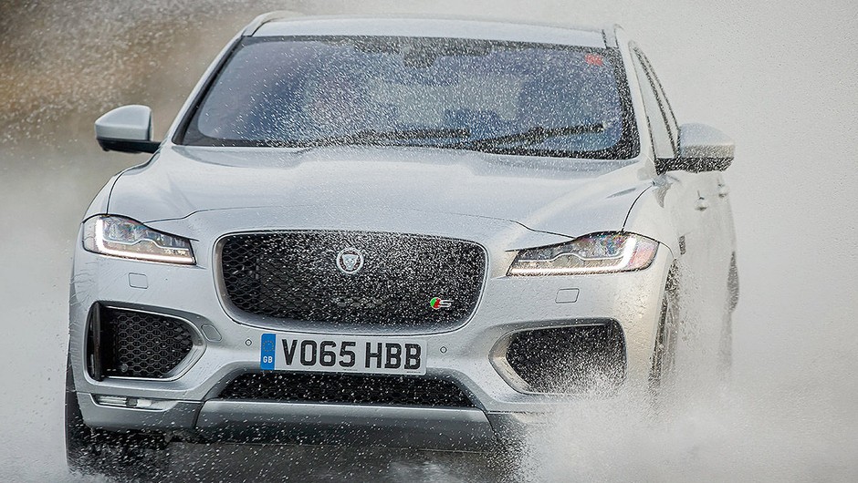 Jaguar F-Pace - SUV dla aktywnych lordów