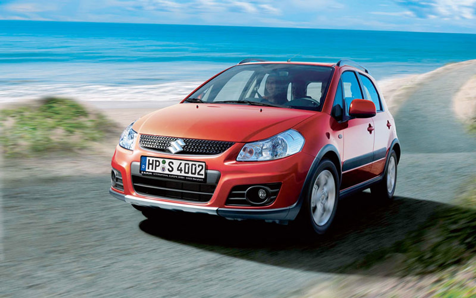 Suzuki SX4: zmieniony wygląd, mniejszy poziom emisji CO2 (ceny w Polsce)