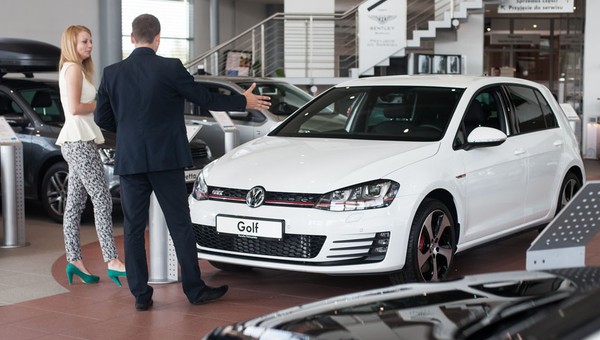 Test salonów 2014