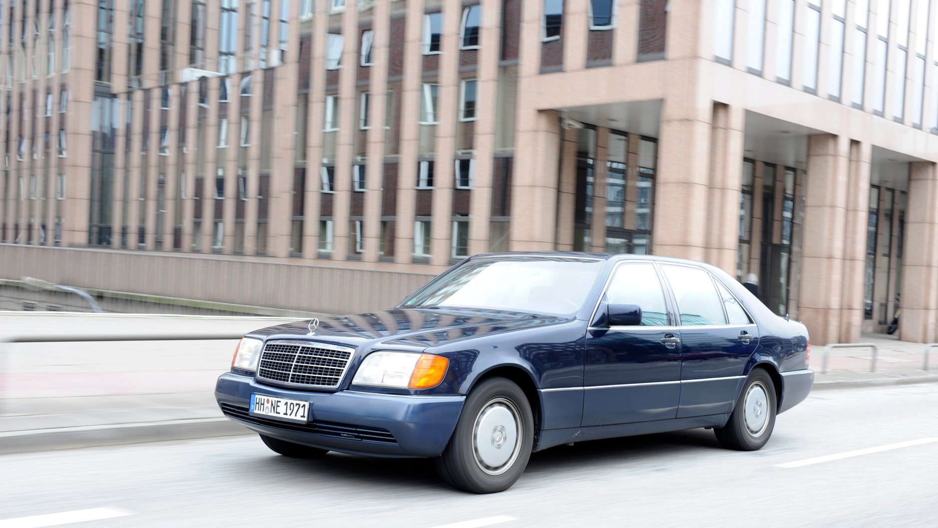 Mercedes 400 SEL W140 - zdjecie poglądowe