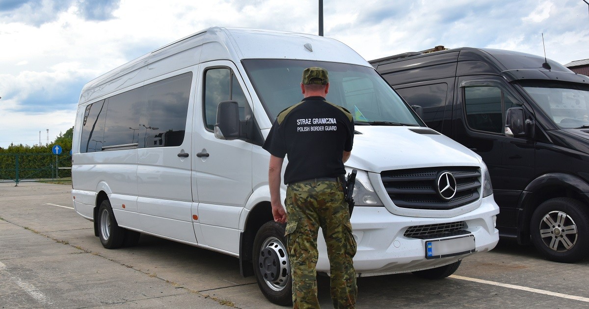 W Mercedesie podejrzenia straży granicznej wzbudził wymieniony silnik