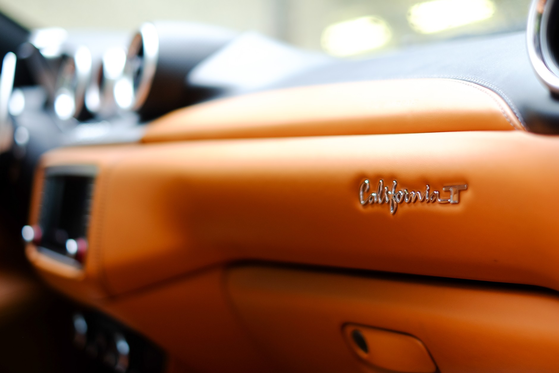 Ferrari California - zestaw audio