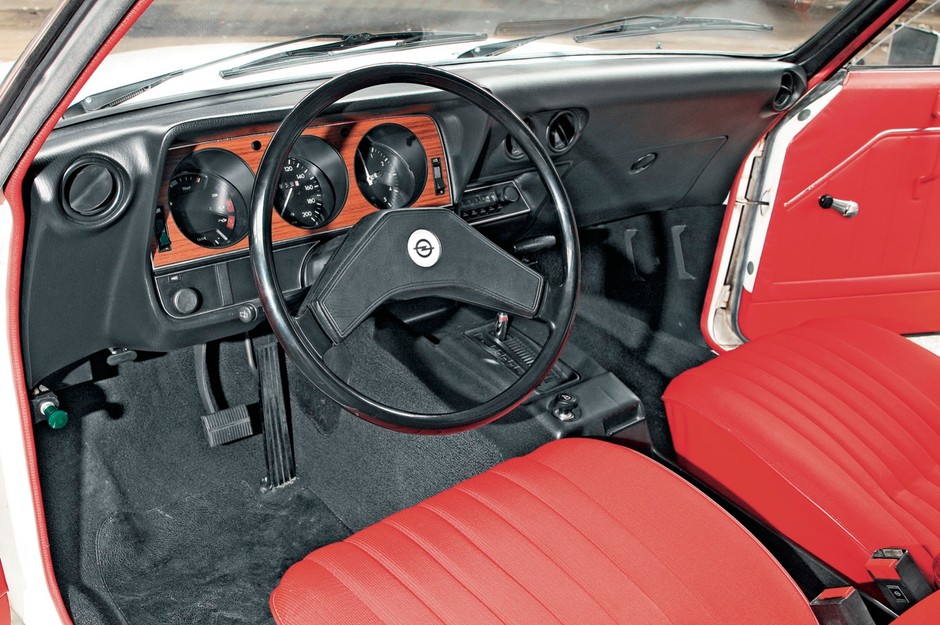 Opel Manta 1900