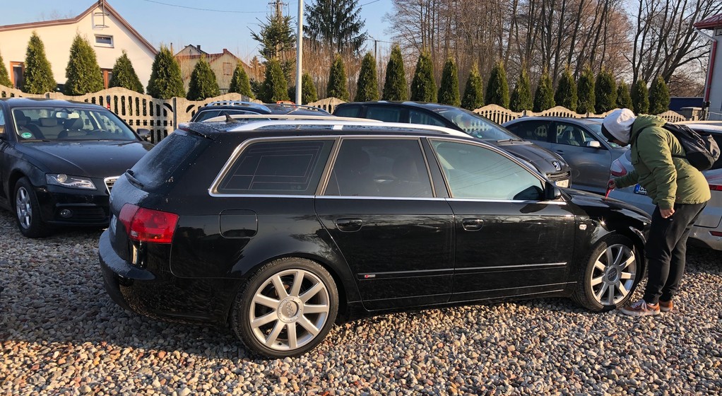 Audi A4 B7 2.0 TDI - auto z ogłoszenia. A4 to jeden z najpopularniejszych modeli w serwisie ogłoszeniowym. 
