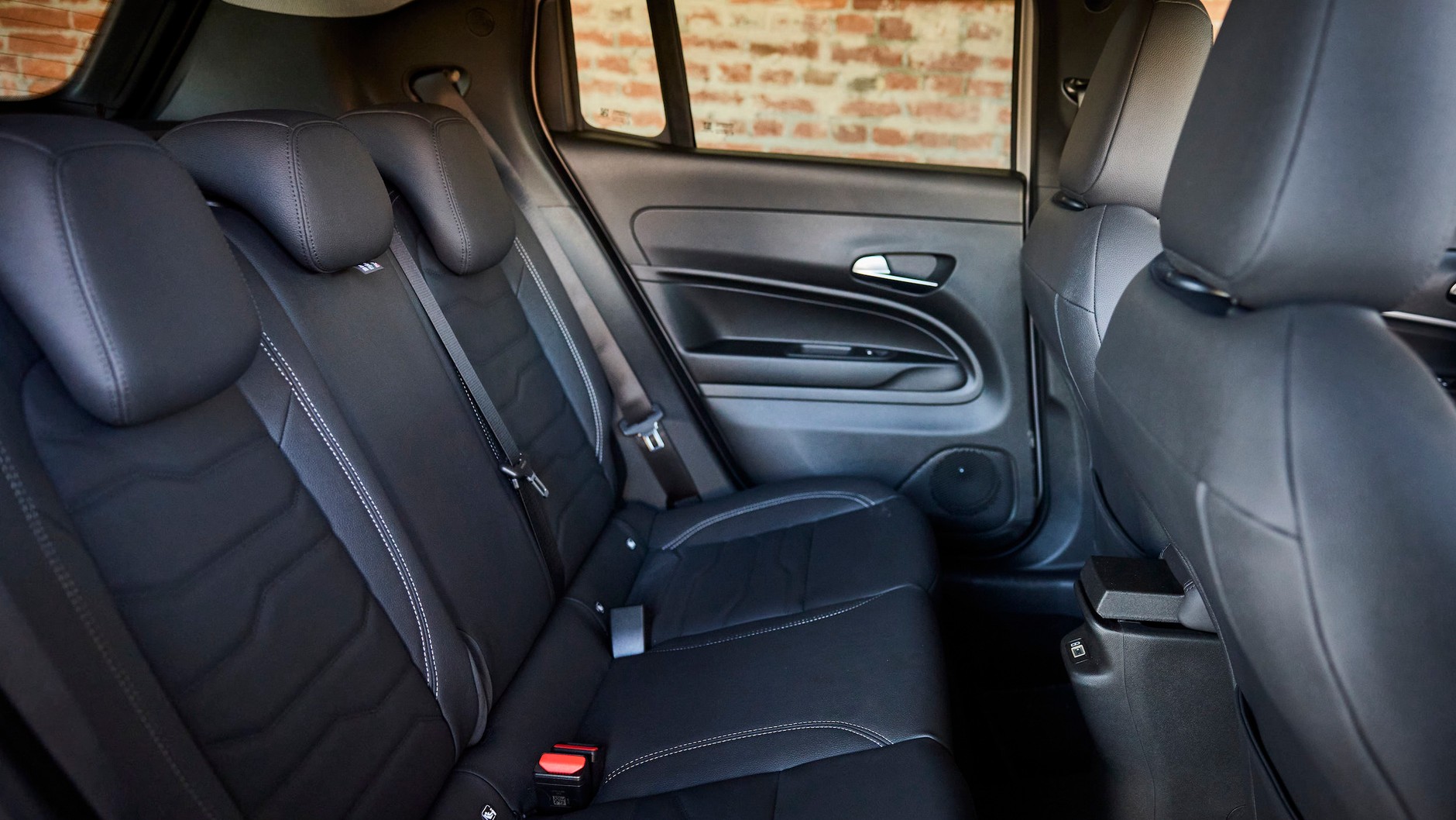 Jeep Avenger e-Hybrid