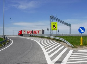 Rozpoczęto montaż nowych znaków na autostradach. Mają zapobiec groźnej pomyłce