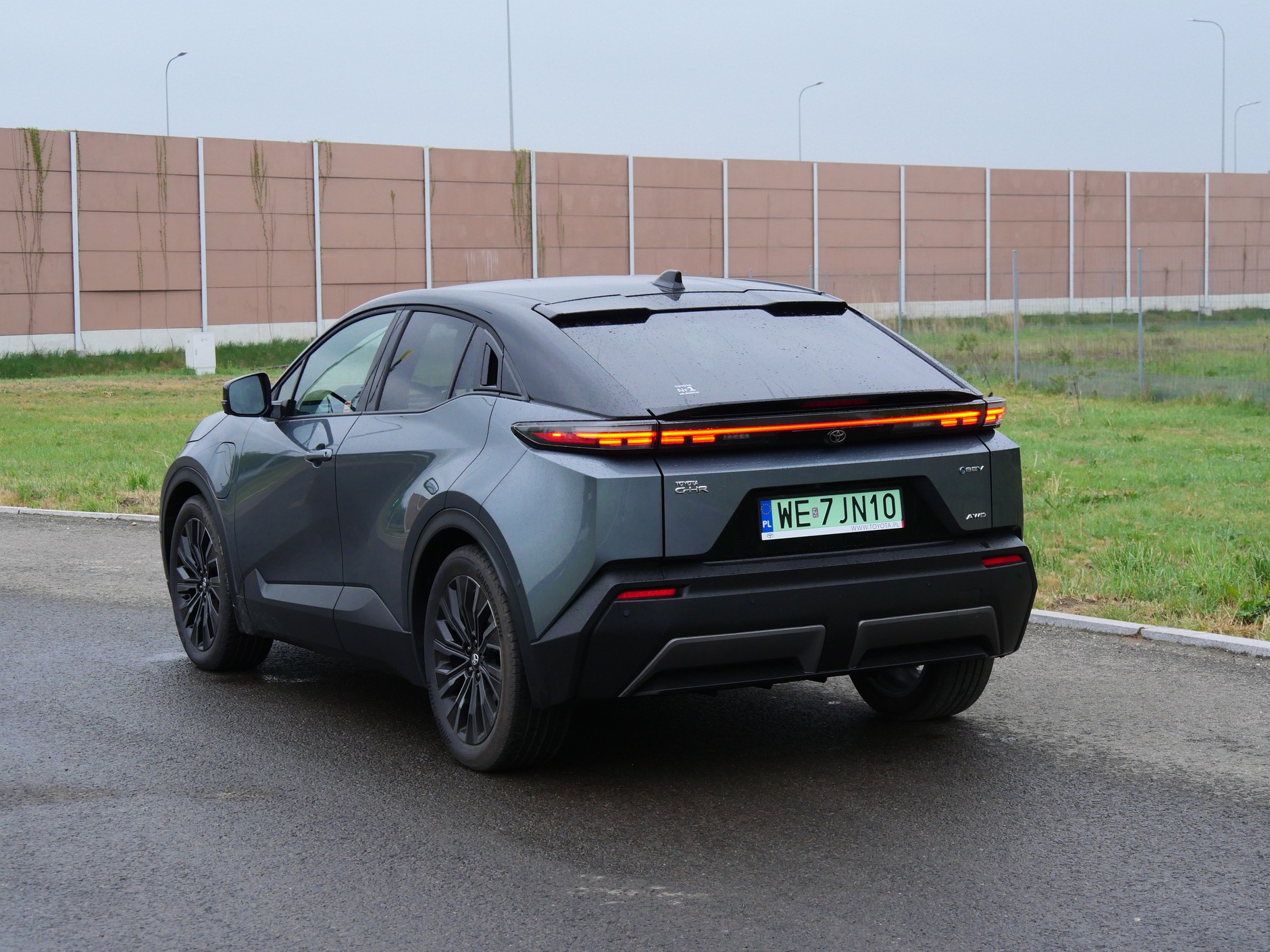 Toyota C-HR+ Executive AWD