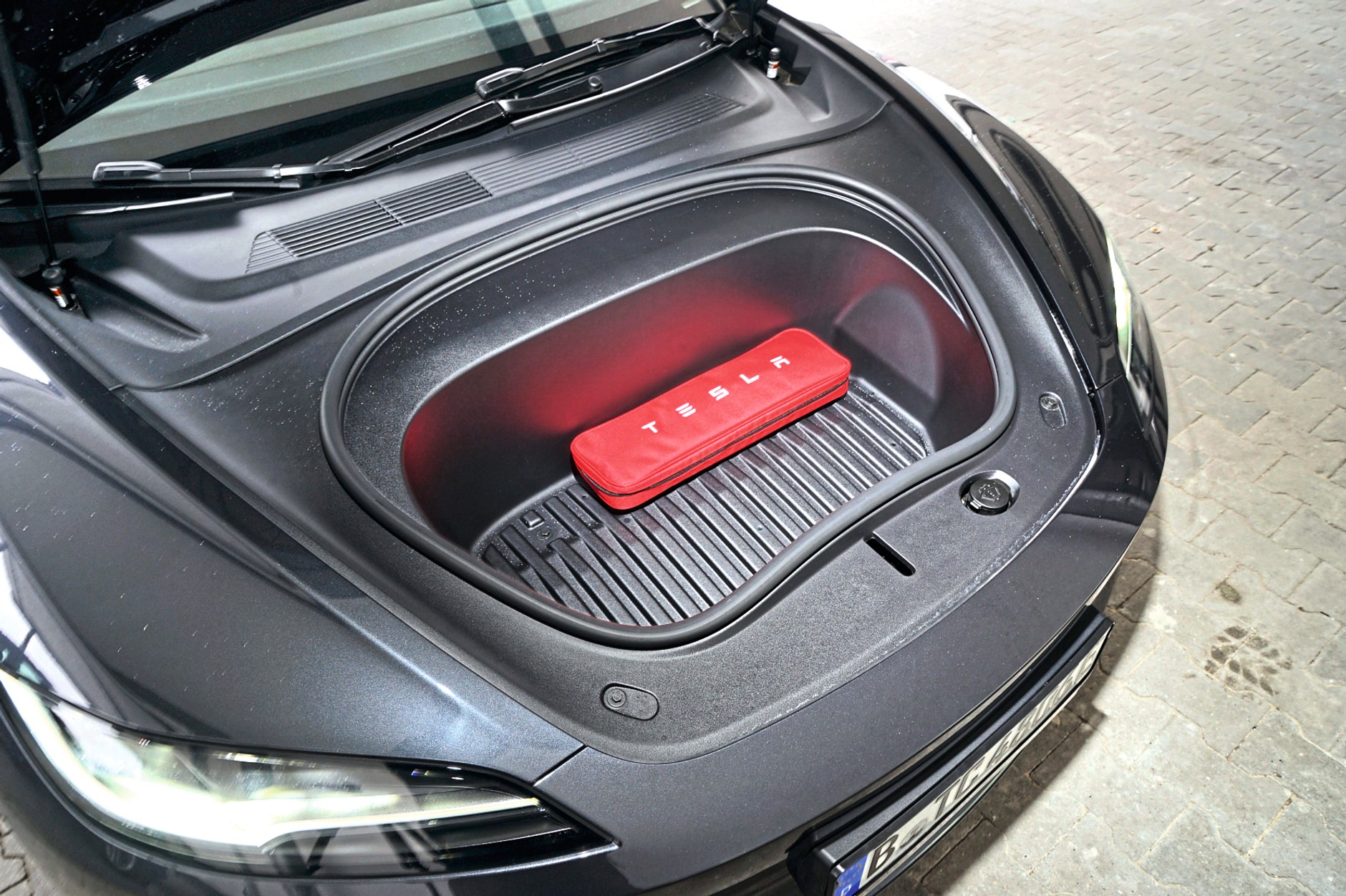 Tesla Model 3 Standard